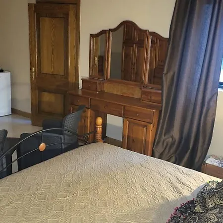 Lotus Δωμάτια σε οικογενειακή κατοικία Hamrun