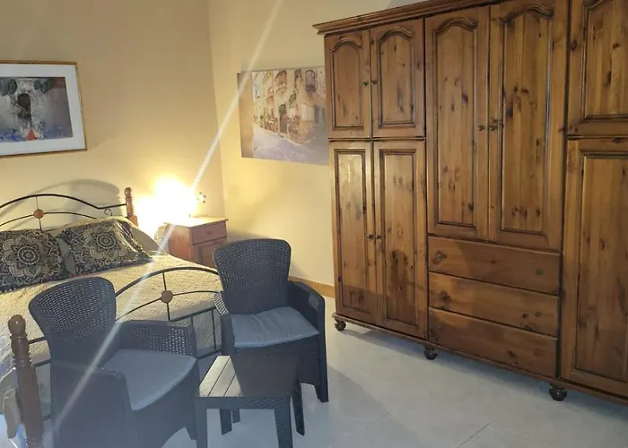 Homestay Lotus Hamrun