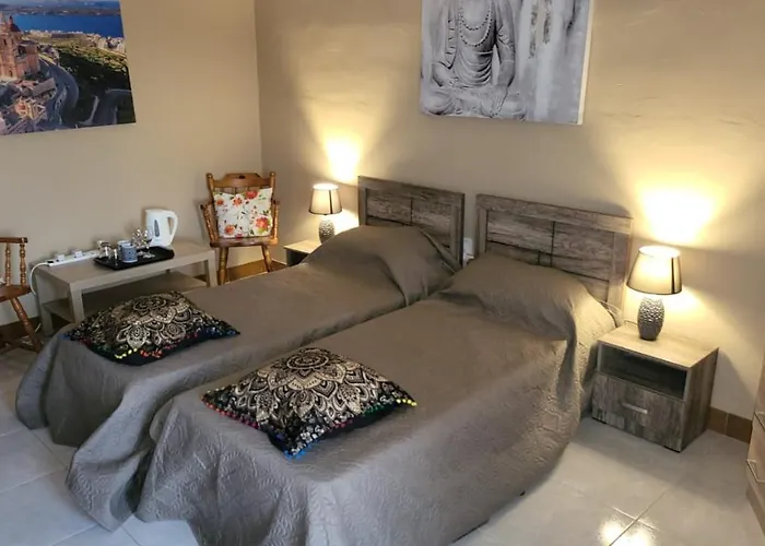 Lotus Homestay Hamrun