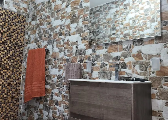 Homestay Lotus Hamrun